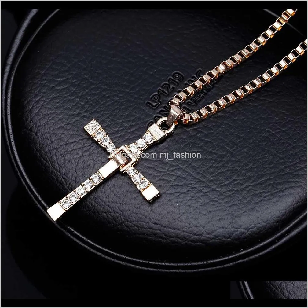  shipping fast and furious 6 7 hard gas actor dominic toretto / cross necklace pendant,gift for your boyfriend ps0627