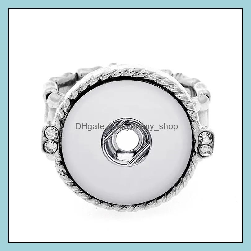 Zespół Rings Jewelry20 SZTUK / partia Moda Elastyczny Regulowany 18mm Metal Siery Ring Party Charm Snap Przycisk Biżuteria Drop Dostawa 2021 Oq3ak