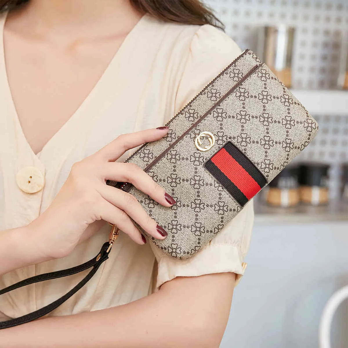 Fashion handbags on shop sale
