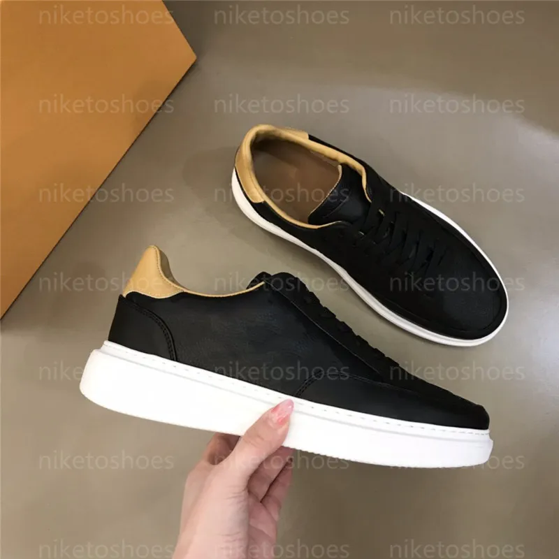 Mens Designer Shoe Beverly Hills Luxurys Shoes Black Embossed Grained Calf Leather Brand Sneakers Lightweight Outsole Trainers