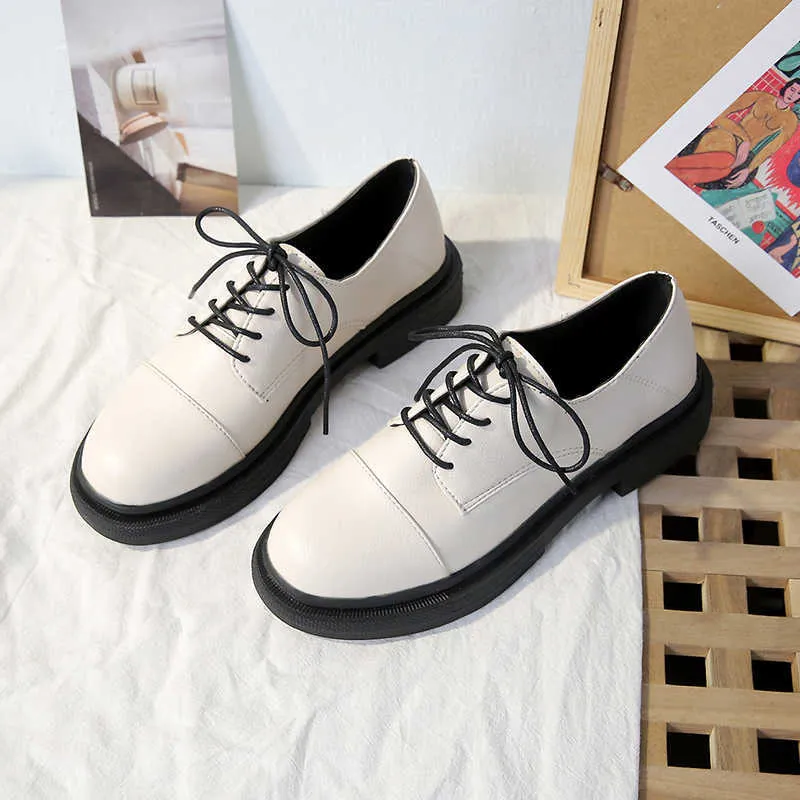 Beige White Office Ladies Oxford Shoes Women Closed Toe Fashion Platform Shoes Classic Black Lace Up Loafers Pu Leather Flats Y0907