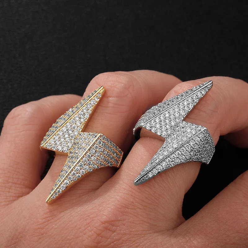 Sprzedaż hurtowa z kamieniami bocznymi pierścionki dla mężczyzn złoty kolor srebrny urok cyrkonia moda hip-hopowy pierścionek Rock biżuteria