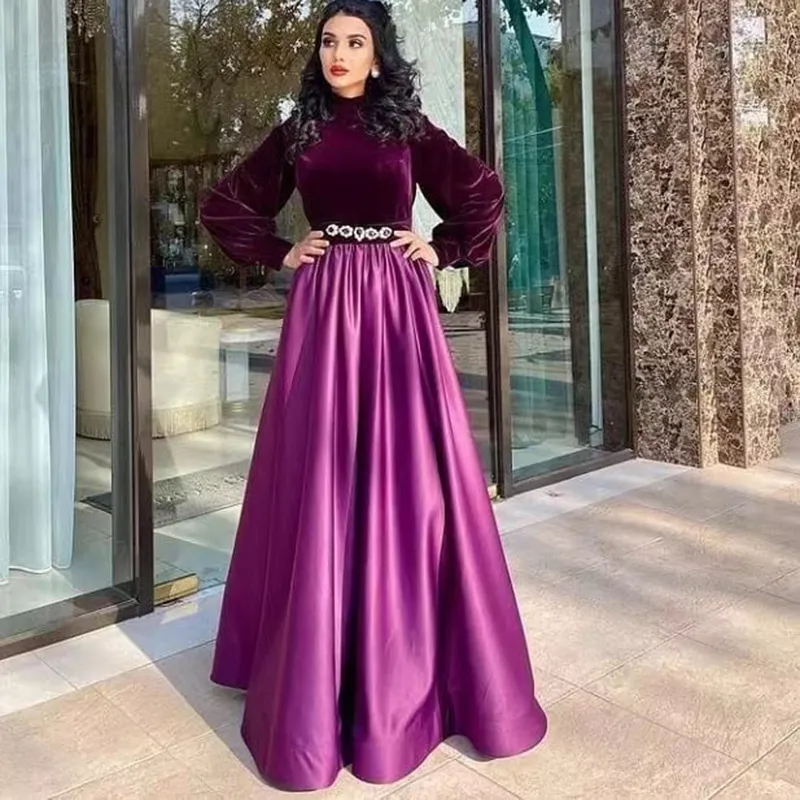 Arábia Saudita Veludo Vestido Prom Muçulmano Médio Oriente Frisado de Manga Longa Piso Elegante Formal Vestido de Noite