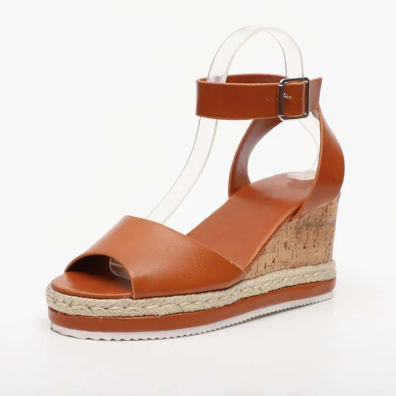 Luksusowe buty Damskie Projektanci Wedge Liny High Heel Sandals Panie Plus Rozmiar Wodoodporna platforma Klamra Usta ryb