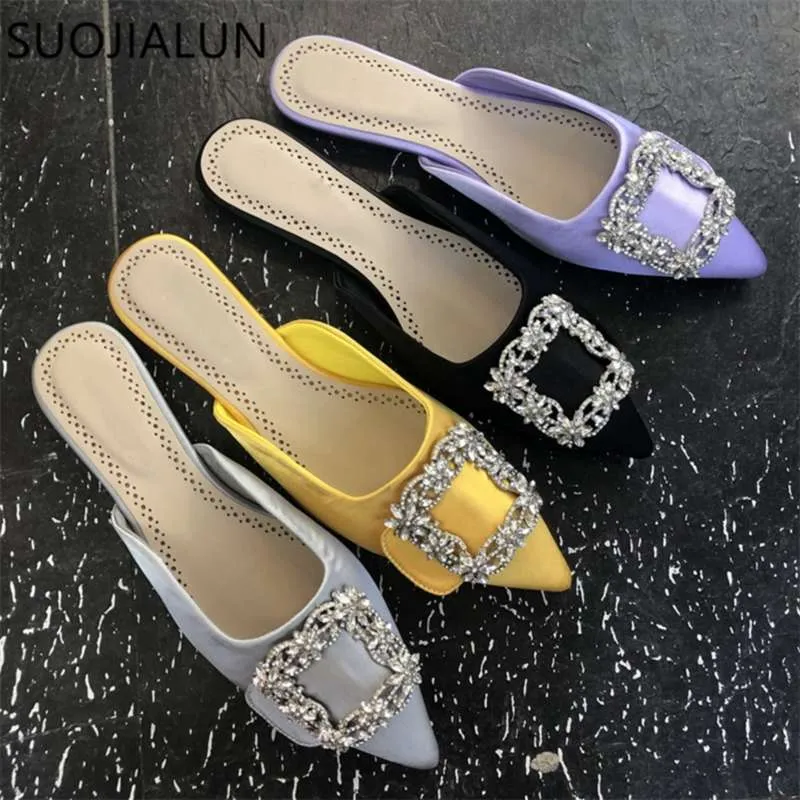 SUOJIALUN Luxury Slipper On Mules Slides Brand Crystal Buckle Pointed Toe Sandal Flat Heel Dress Shoes 210928