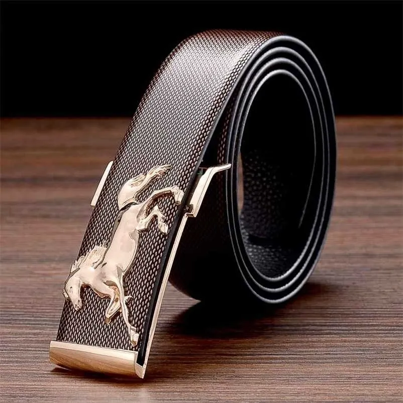 Designer Belts Leather for Men Buckle Fancy Vintage Jeans Plate 220125
