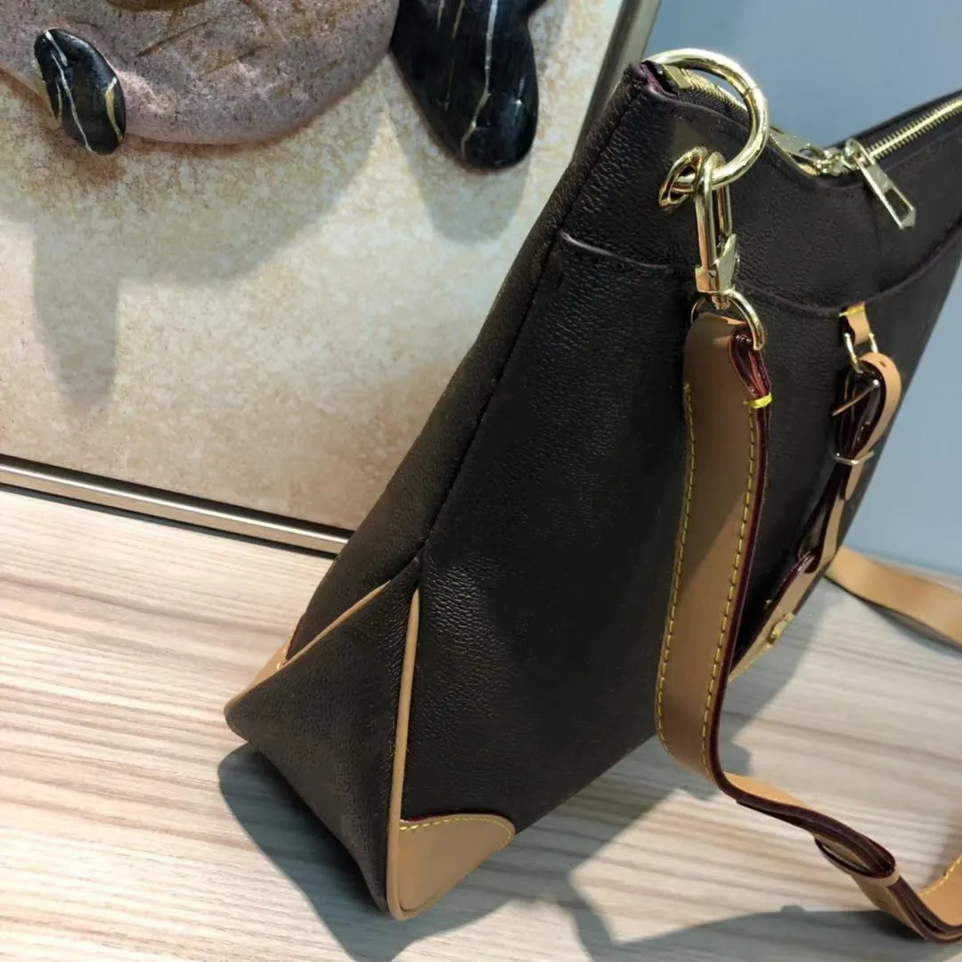 2021 Women`s Messenger Travel Bag Classic Style Fashion Shoulder Ladies Handbag Cross-body Bags