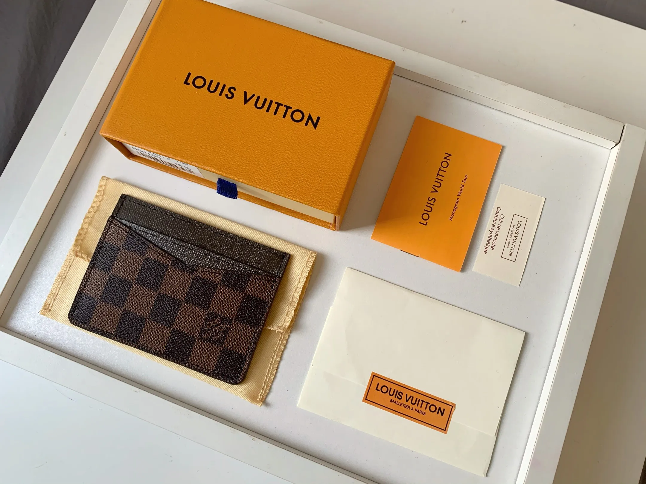 LOUIS VUITTON 5A Titular De La Tarjeta De Calidad Carteras