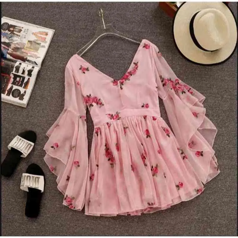 Fashion Summer Women's Sweet V Collar Flowers Embroidered Chiffon Dress Slim Flare Sleeve Girls Short Dresses B984 210527