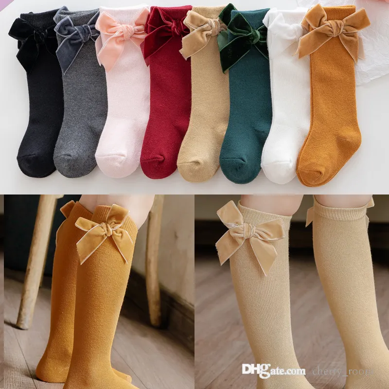 ins Baby Girls Fall Socksファッションスパニッシュスタイルベルベット大弓長い子供プリンセスニーソックス幼児満月ニットストッキングD021