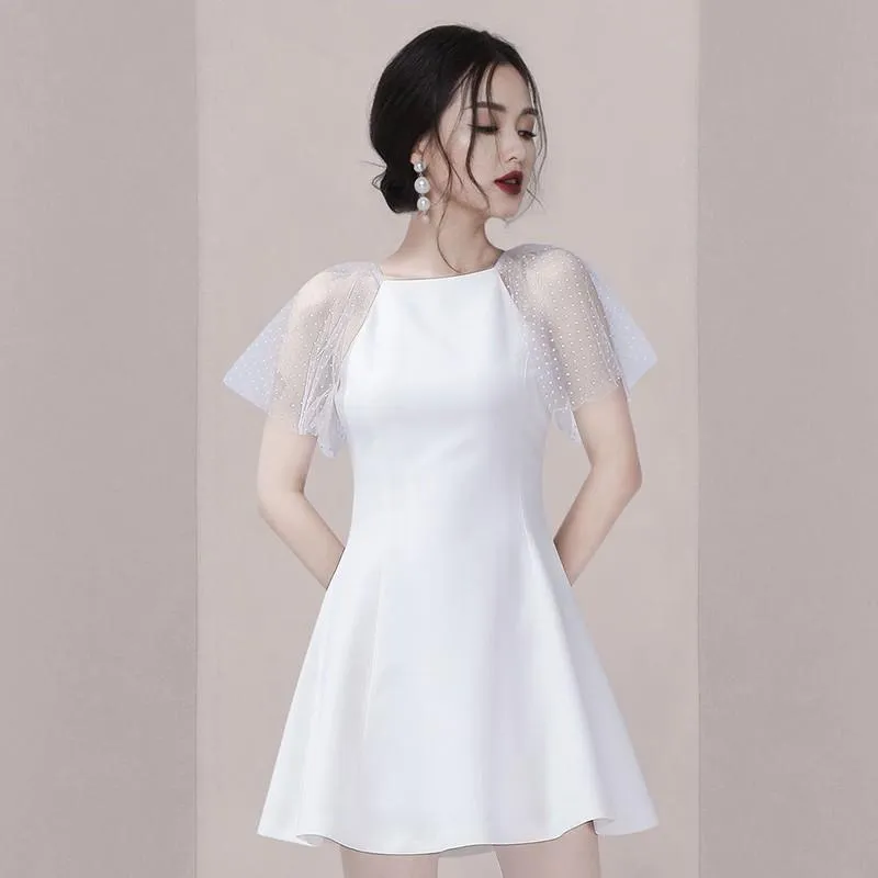 Abiti casual Bianco Elegante Elegante Breve A-Line Ufficio Lady Sweet Mesh Farfalla Manica Sleeve Dress Formale Party Dress Squisita O-Collo Abito da banchetto