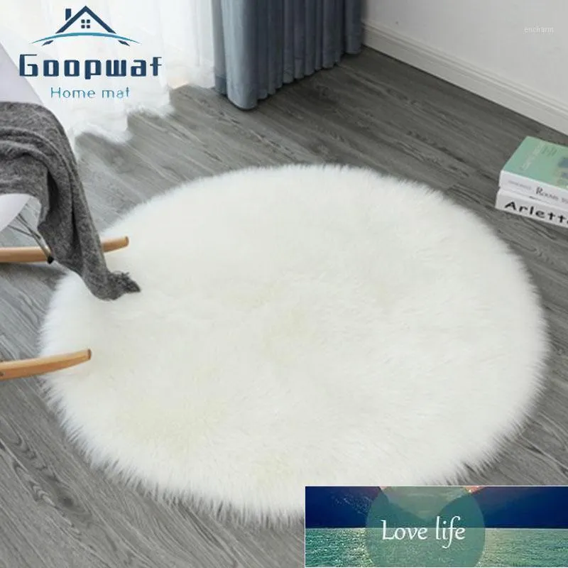 Doux fausse fourrure tapis tapis salon longue peluche tapis ovale laine artificielle peau de mouton Shaggy tapis tapis de sol pour chambre1 prix usine conception experte qualité