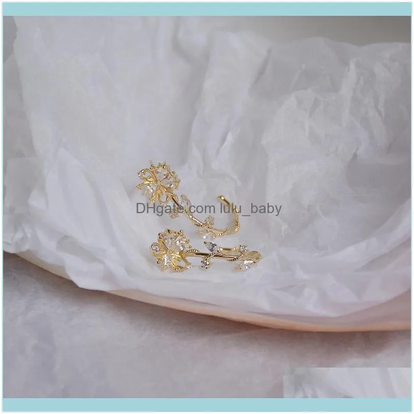 Korea`s Design Fashion Exquisite Golden Zircon Semicircle Flower Leaf Winding Earrings Elegant Women Hoop & Huggie