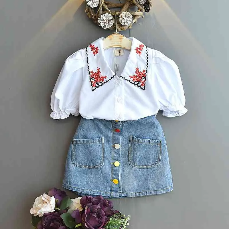 여름 어린이 의류 소녀 세트 한국 패션 수 놓은 짧은 소매 셔츠 + 데님 치마 2 조각 소녀 옷 210515
