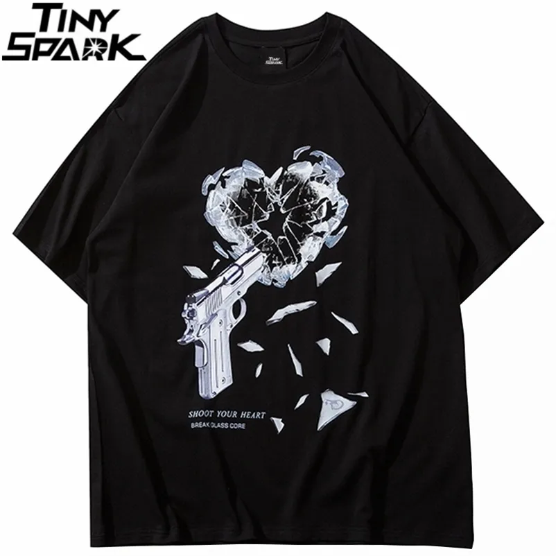 Streetwear Oversize Camisetas Hip Hop Gun quebrando Coração Impressão de Coração T-shirt Homens Harajuku Algodão Solto Verão Tops de Manga Curta Tees 210409
