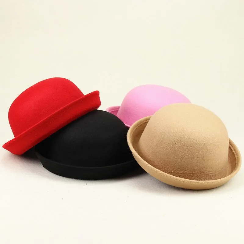 قبعات القبعات للتعديل قبعة الرامي تقليد الصوف جولة كاب الشفاه أداء الفتيات الفتيات الخريف الشتاء الأزياء