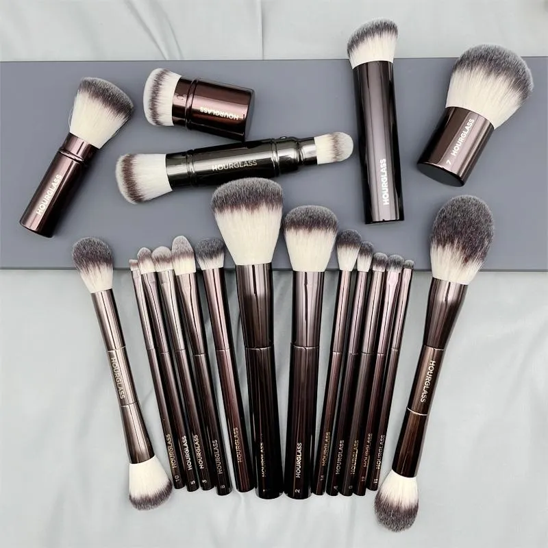 Makeup Brushes Brocha Hourglas Full uppsättning Brush Blush Powder Foundation Contour Eye Shadow Concealer Eyeliner Smudger K6BZ