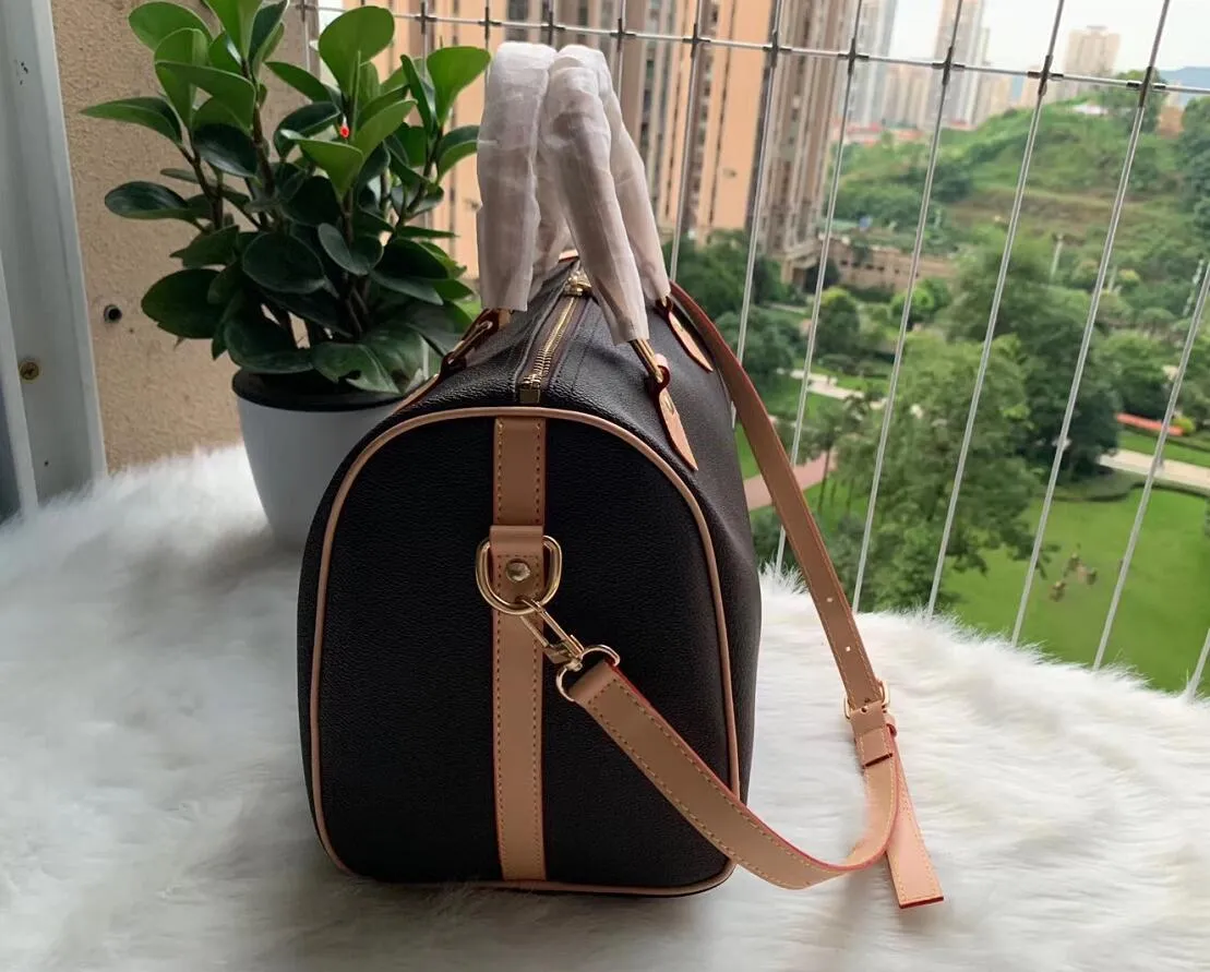 Sell Luxury Bags In Dubai