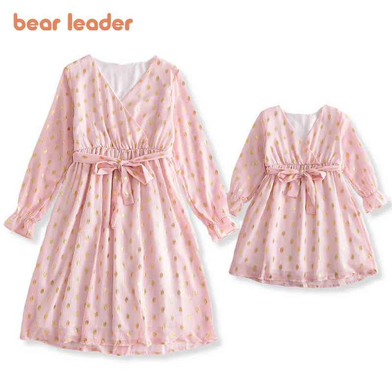 Bärleiter Familie passende Outfits Mama und mir Tochter Casual Kleid Mädchen Pailletten Punkte Prinzessin Kleider Mode Kostüme 2-9Y 210708