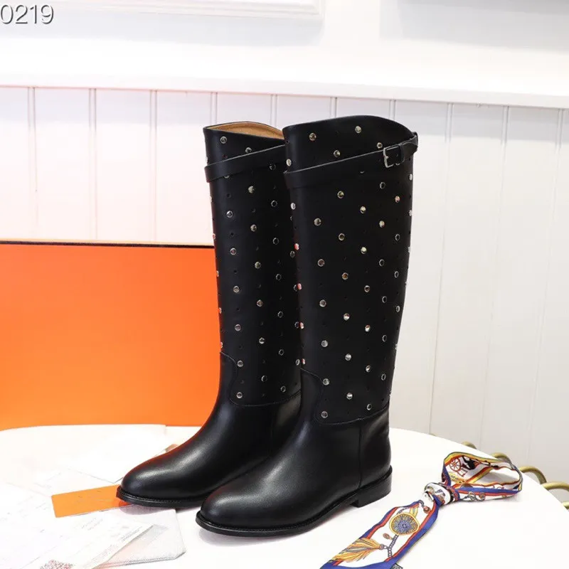 2022 fashion ladies boots rivet shoes cowhide shoes outdoor knight boots non-slip shoes warm and waterproof factory production price concessions