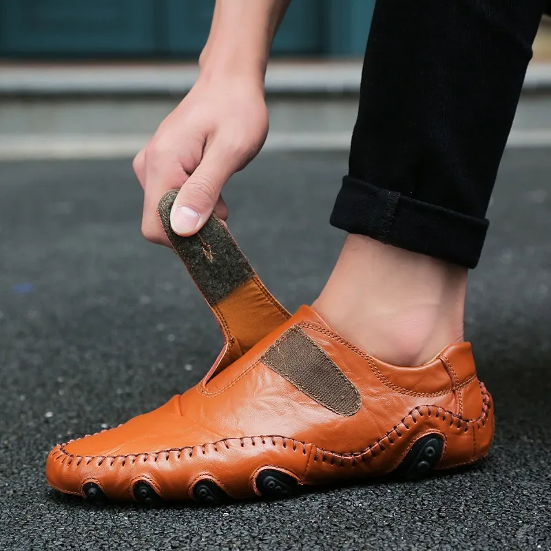 2021 Scarpe originali da uomo Casual Shoes Fashion Soft Sole Business Leather Uomo Sports Sneakers Scarpe da ginnastica