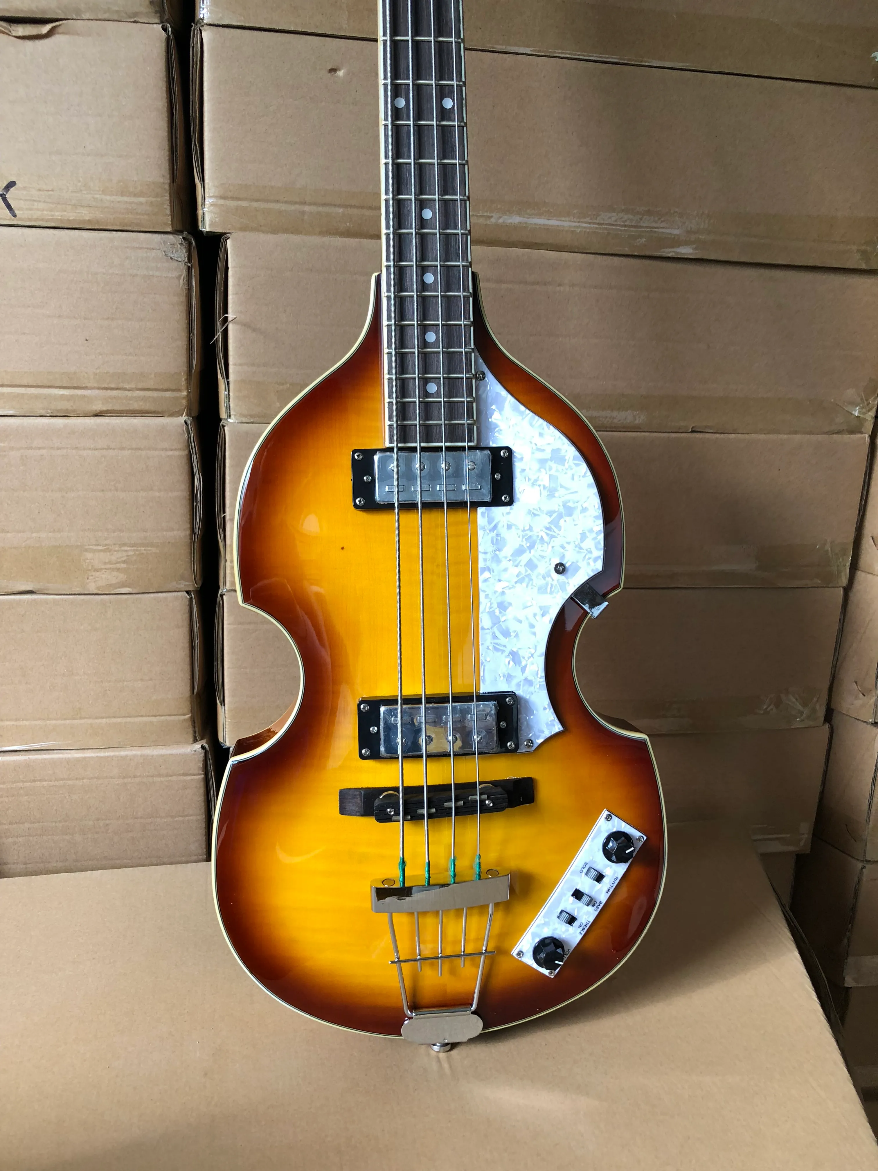 ビンテージサンバーストHofner BB2 Bass Guitar Violin Body Style Basse最高品質HCT Bajoドイツ語でデザインされました