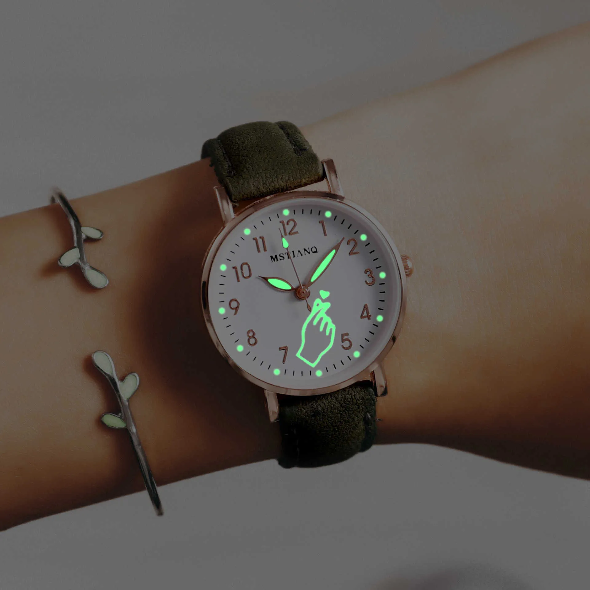 Heren horloges lichtgevende horloge nacht gloeiende vrouwen schattige lederen eenvoudige kleine wijzerplaat quartz klok horloge pols voor meisjes