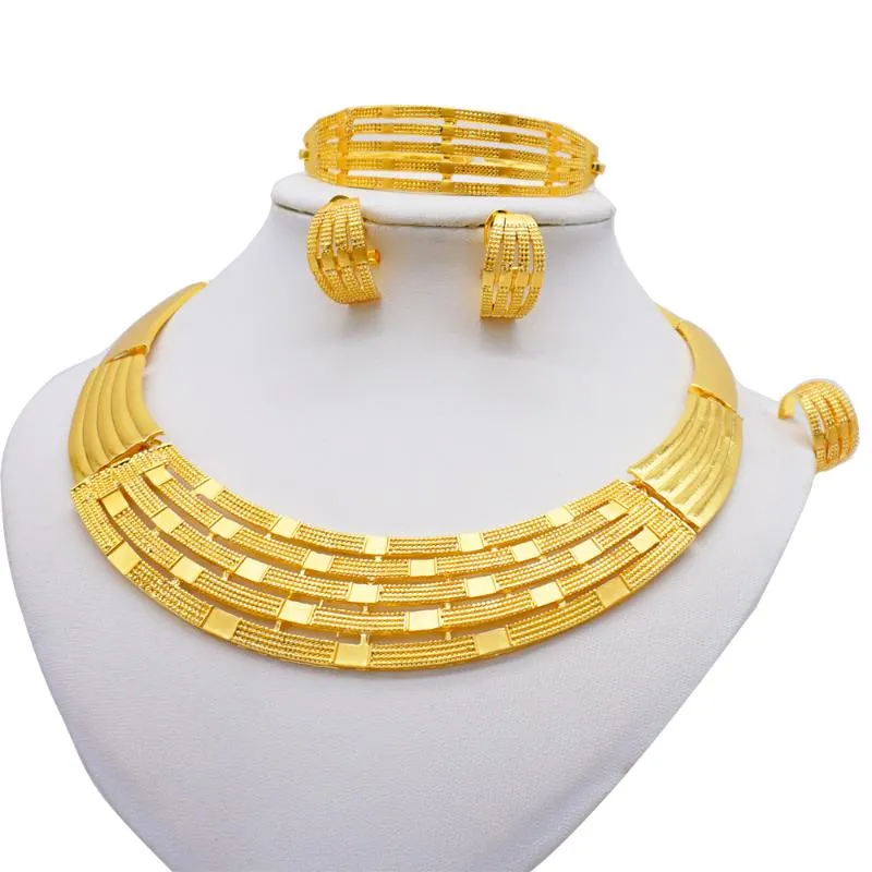 Oorbellen Ketting Afrikaanse 24k Goud Kleur Sieraden Sets Voor Vrouwen Dubai Bruids Huwelijksgeschenken Choker Armband Ring Sieraden Set