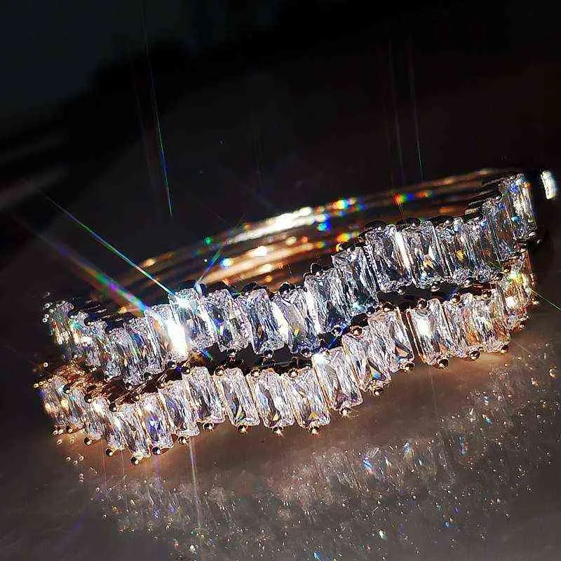 Baguette Cut Lab Diamond Bangle Real 925 Sterling Silver Party Engagement Bangles Armband för Kvinnor Bröllop Charm Bröllop Bijou