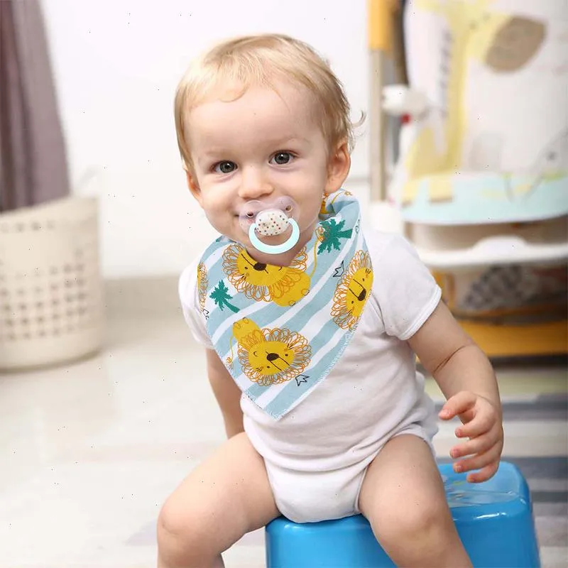 Baby bibs hot sale triangle