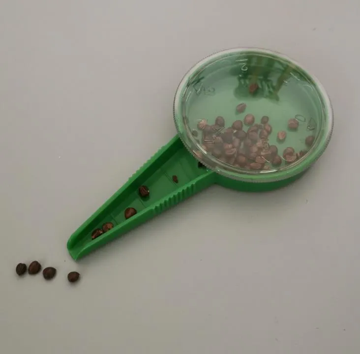 Ayarlanabilir Boyutu Disminator Ekme Makineleri Bahçe Bahçe Bitki Tohum Dağıtıcı Sower Ekici Tohumları Arama Araçları SN5569