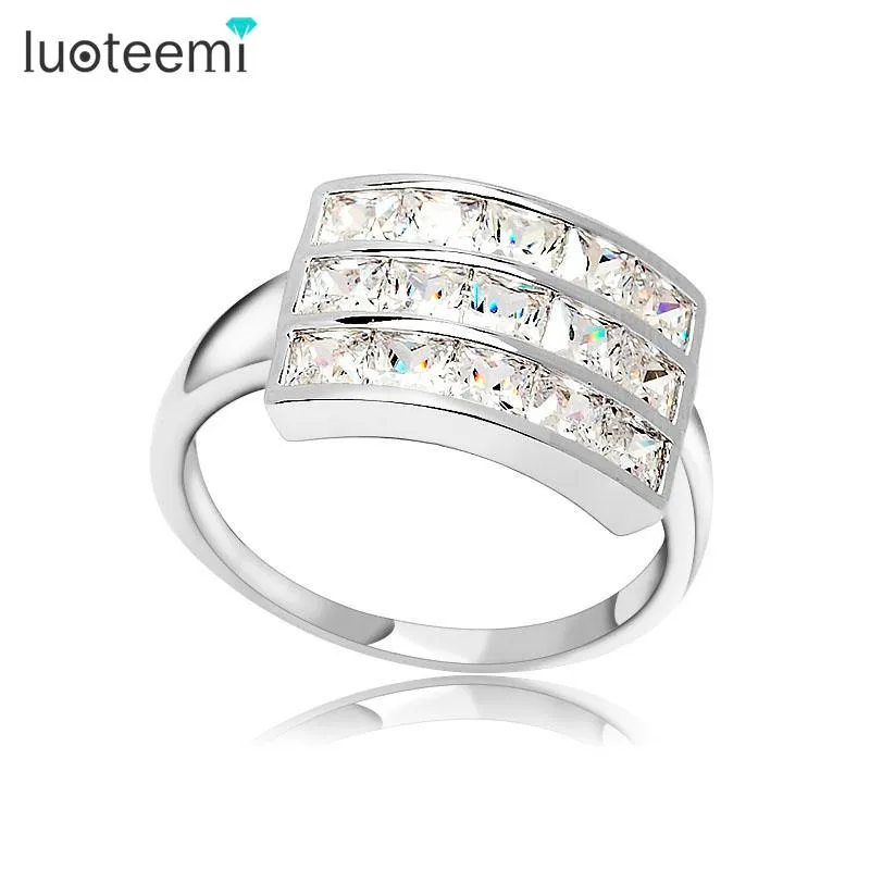 Cluster Rings LUOTEEMI Wholesale Personality Elegant Big For Women 2 Colors Fashion Cubic Zircon Finger Jewelry Love