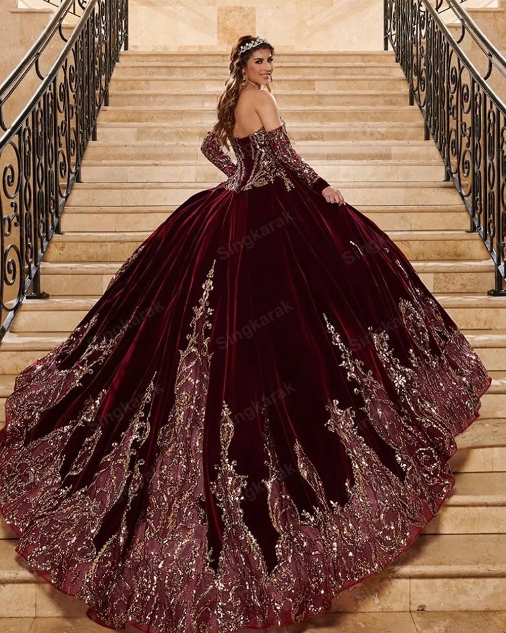 Burgendy 2021 Ball Gown Quinceanera Klänningar Brudklänningar Sweetheart Långärmad Söt 15 16 Klänning Vestidos de XV Años Anos