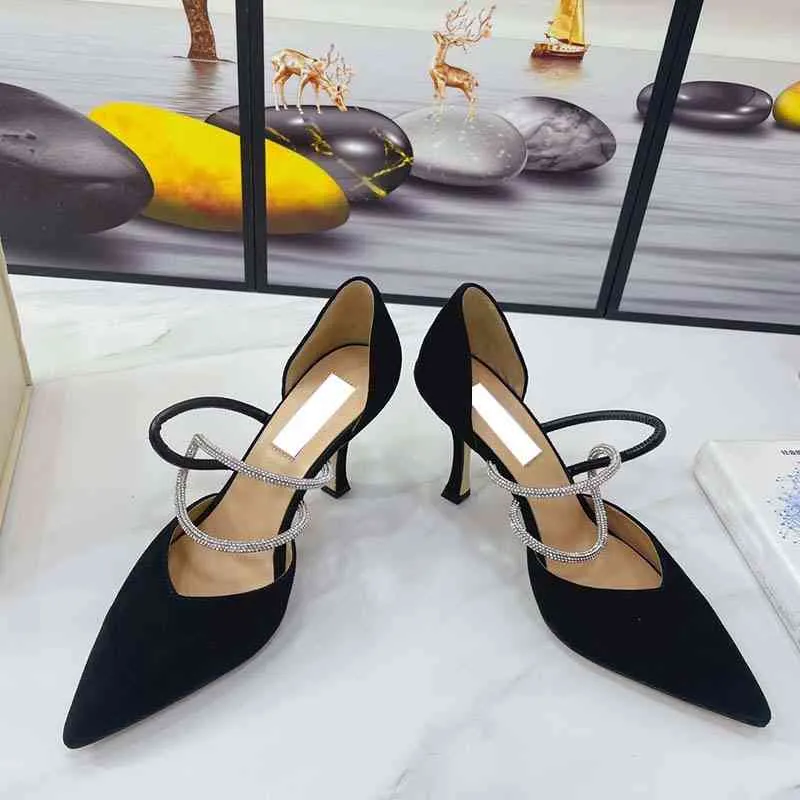 샌들 로마 스타일 섹시한 발 뒤꿈치 2022 새로운 하이힐 여자 신발 여름 샌들 블랙 플립 플롭 여성을위한 39 s sandles heels 220314