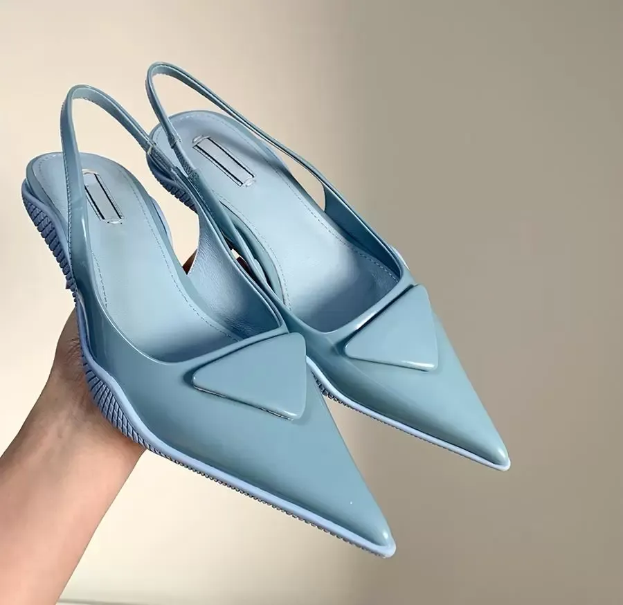 Moda milano sandalet yüksek topuklu yaz gündelik kadın flip floplar bayan ayakkabı düz bayanlar loafer orijinal patent deri terlik tasarımcısı lüks boyut 35-40