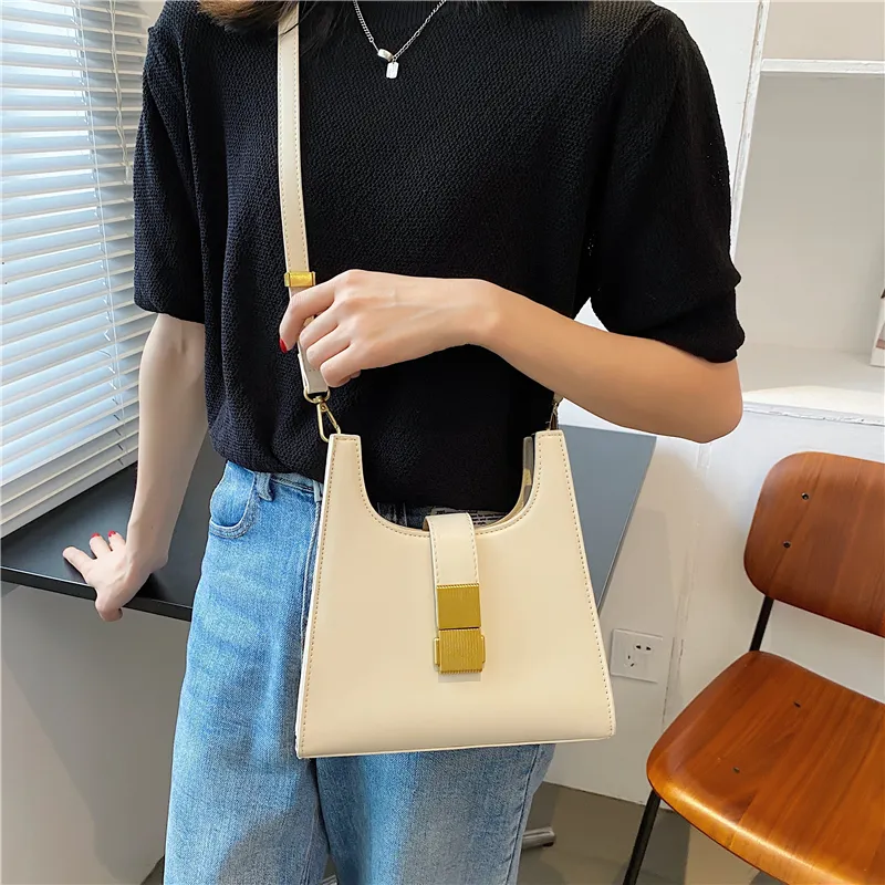 HBP Luxury Women Bag 2021 Fashion Designer Crossbody Bags French Armpit Shoulder Bag Solid Color Leather Vintage Handbag Ladies Purse