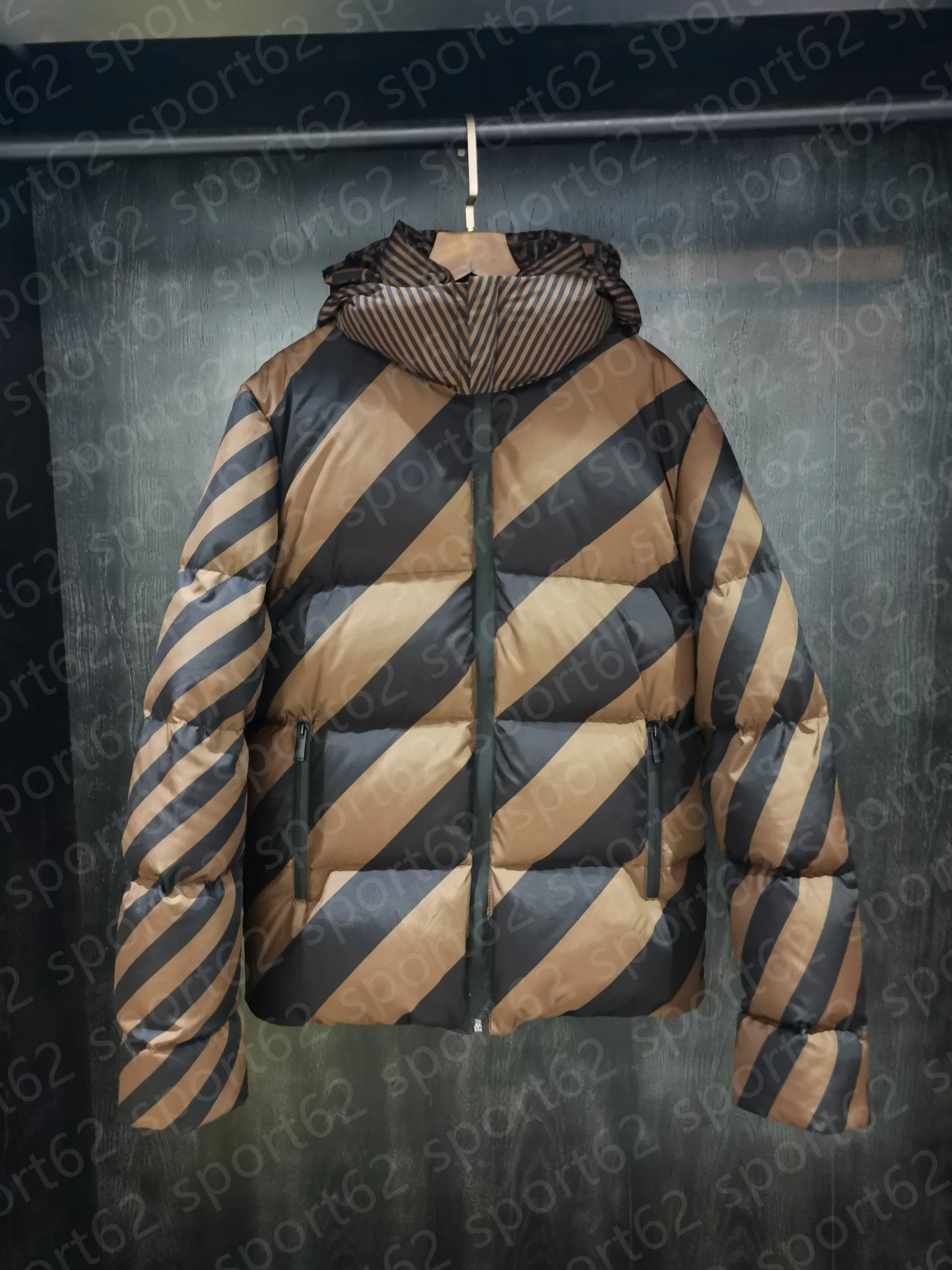 Mens Down Jacket Parkas Beverible Jackets는 따뜻하고 바람이 방해하는 겉옷 코트를 두껍게 유지하여 추운 겨울 코트 봉제 칼라 높이에 저항합니다.