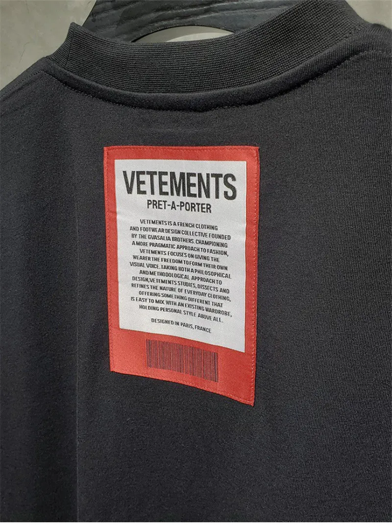 Vetements メンズ Tシャツ黒、白コットン Tシャツ送料パッチブランド