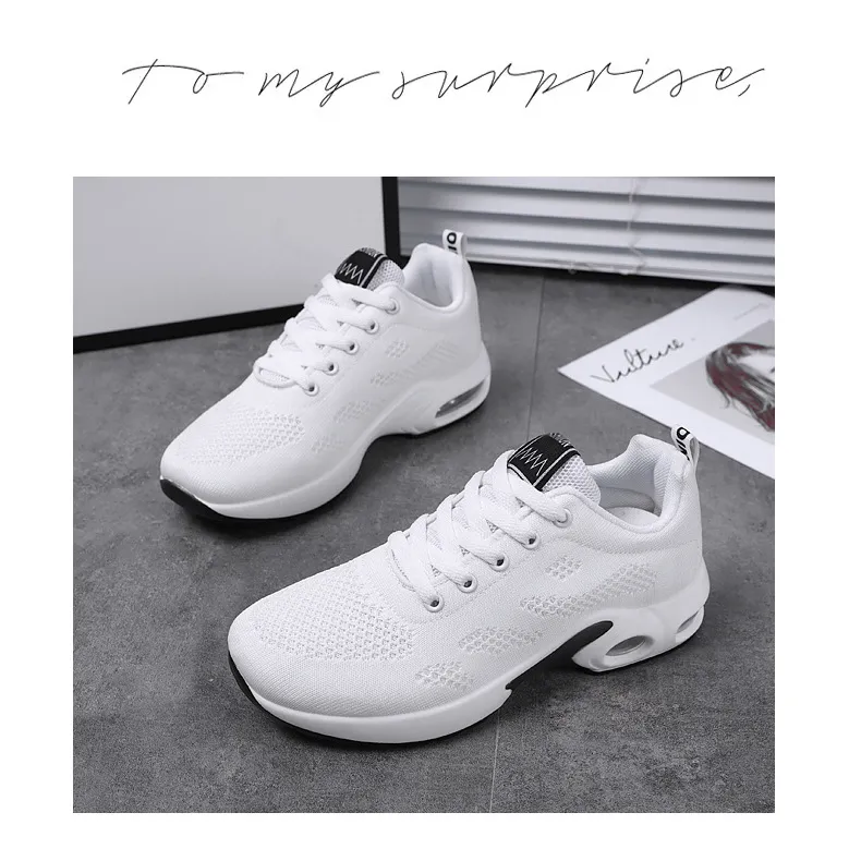 Sapatos femininos outono 2021 Nova Respirável Solução Solução Sapatos Coreano Casual Air Almofada Esportes Sapato Mulheres PM110