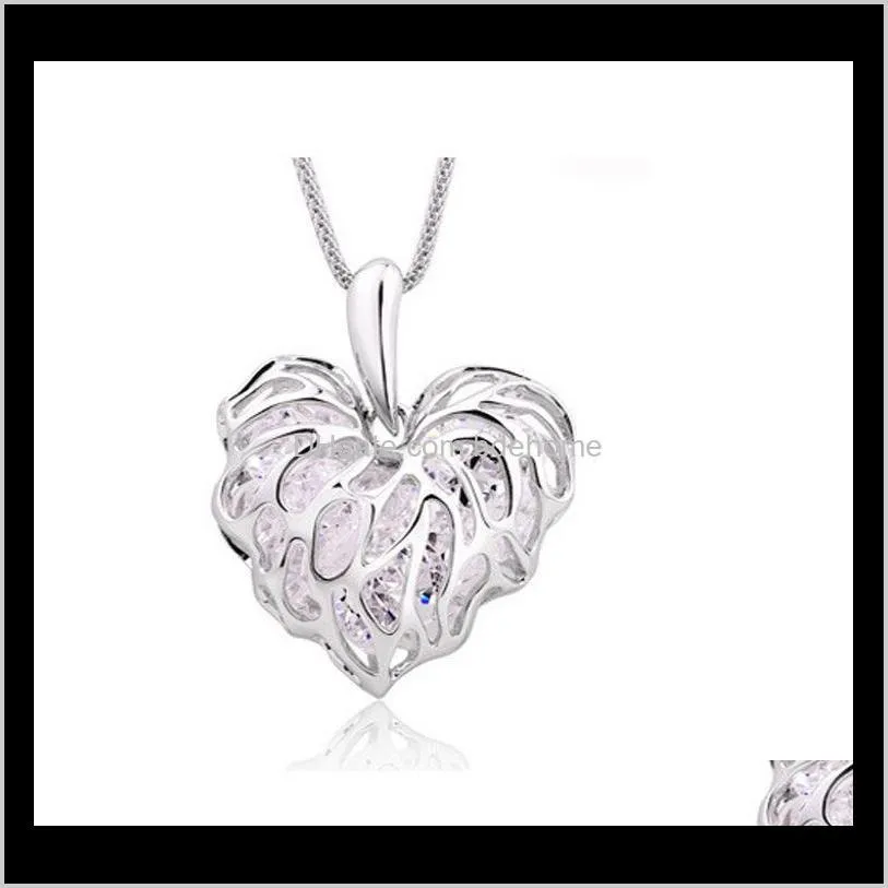 interview with xuanyiwu alloy jewelry, hollow love leaves, sparkling zircon sweater chain necklace