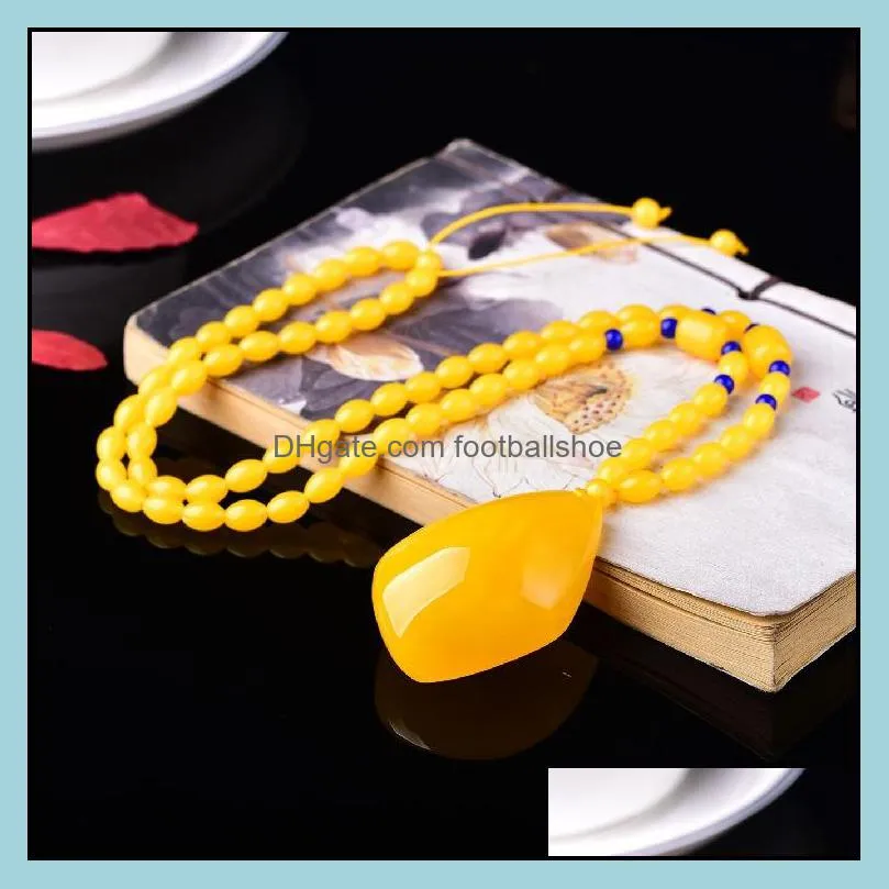 Amber Beeswax Chicken Butter Yellow Honey Necklace Ethnic Style Pendant Gift Men and Women Sweater Chain Charms