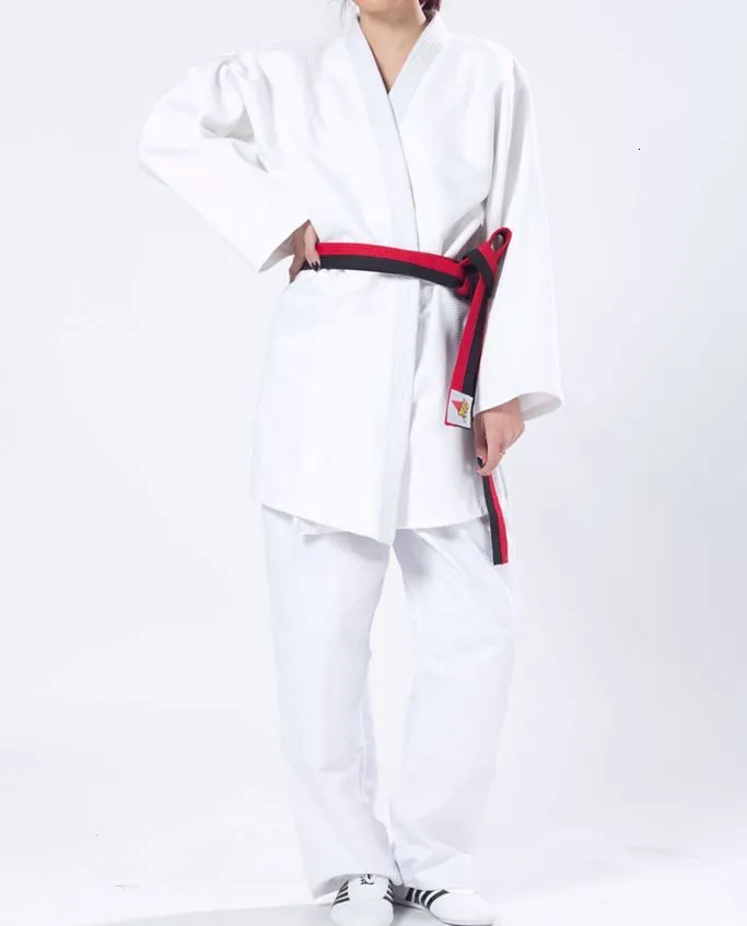 UNISEX standard internazionale di alta qualità Uniformi da judo in cotone addensato per arti marziali che combattono gli insiemi di abbigliamento judogi tute bianche