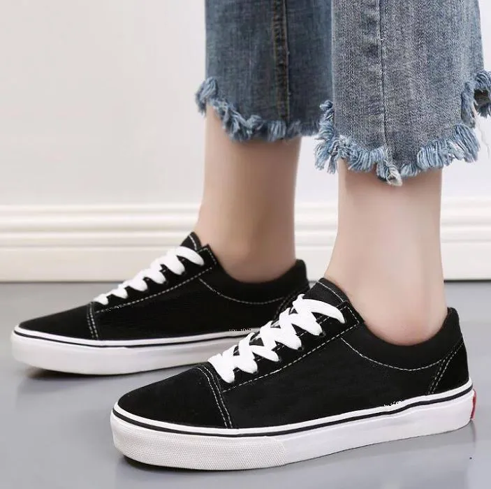 Vulcanized cheap skate shoes
