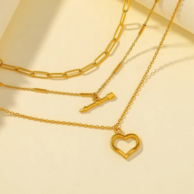 Korea Fashionable Hollow Out Heart Pendant Necklace Multi Layers Stainless Steel Necklace