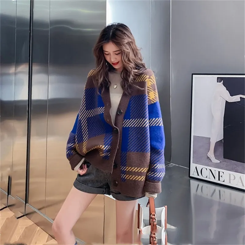 レトロな格子縞のカーディガン秋冬のカジュアルな緩いファッション街路壁のジャンパー韓国のシックなニットセーターの外出210419