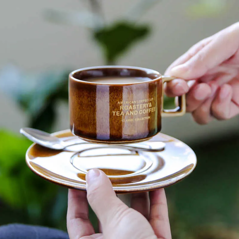 Europese en Amerikaanse stijl koffiekopje met schotellepel set huishoudelijke drinkgereedschappen keramische capaciteit 110ml