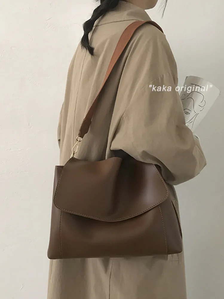 Female bag large capacity simple tote bag 2021 fashion underarm briefcase should Large Capacity Leather Tote Bag 39cm Designer... From  main image 3