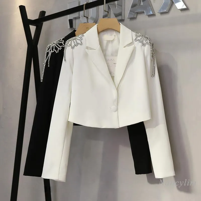 Kvinnors kostymer Blazers Utsökt Rhinestone Tassel Shoulder White Blazer För Kvinnor Vår Fall Koreansk stil Temperament Kortrock Lady Bla