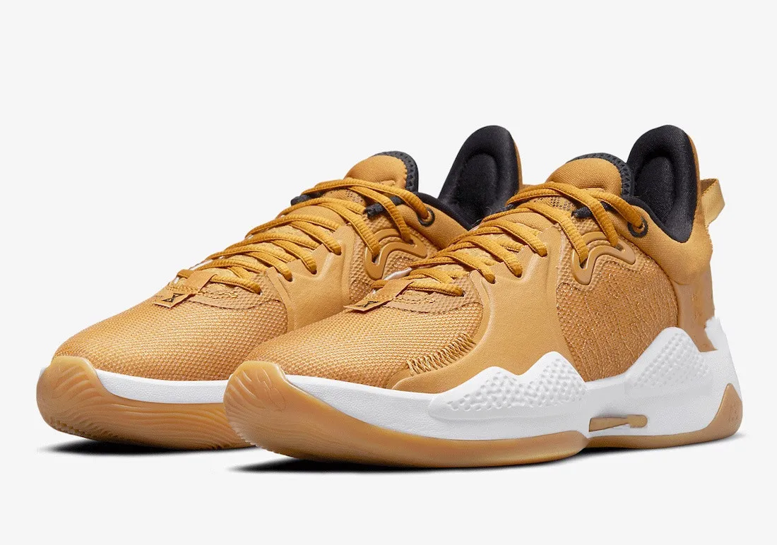 Nike pg sale 2 kids brown