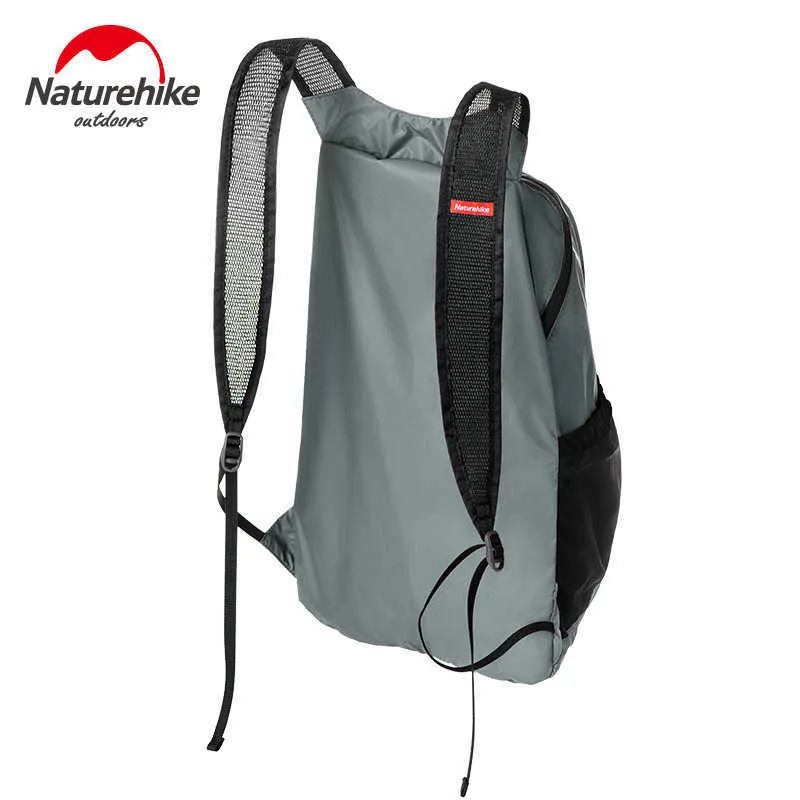 NatureHike Mochila plegable Deporte Hombres Mochila de viaje Mujeres Ultraligero Portátil Bolsas impermeables al aire libre Secado rápido Y0721